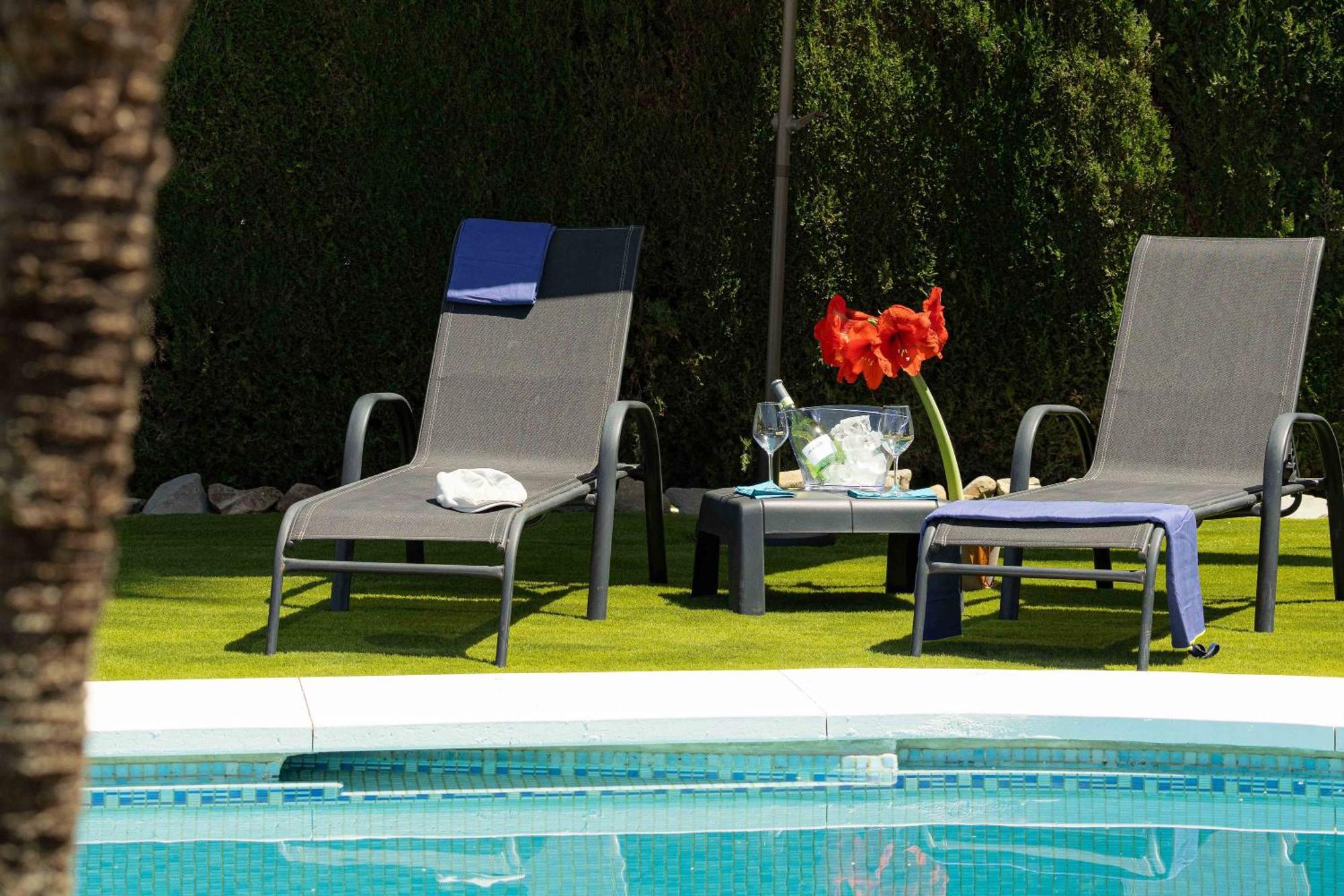 Villa Malaga Beach - Golf Torre de Benagalbon Exterior foto